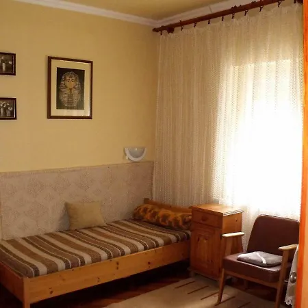 Pink Apartman Apartment *